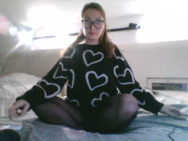 Yulia777's BongaCams show and profile