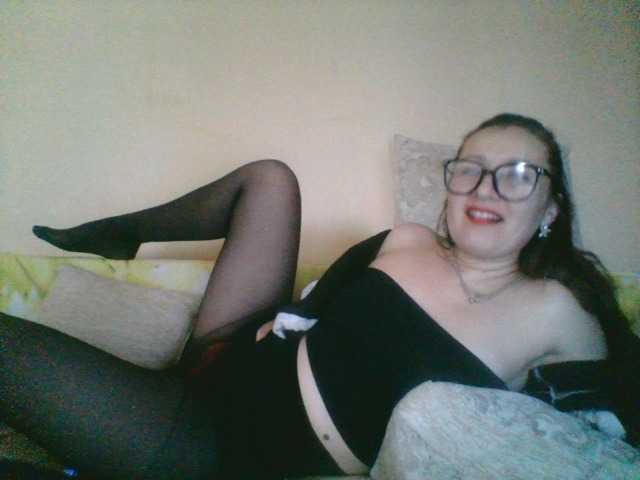 Yulia777's BongaCams show and profile