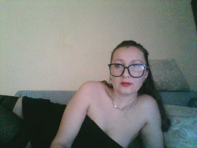 Yulia777's BongaCams show and profile