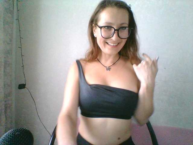 Yulia777 live cam