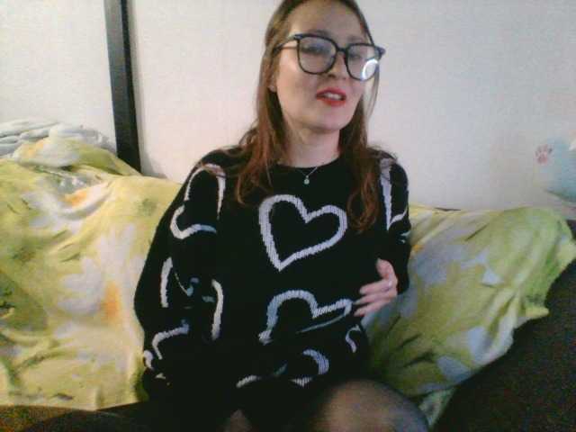 Yulia777's BongaCams show and profile