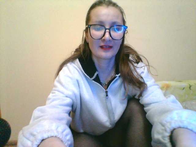 Yulia777's BongaCams show and profile