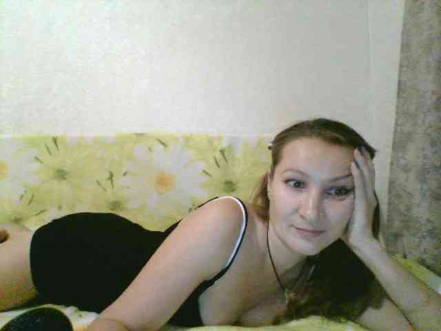 Yuliya333 webcam