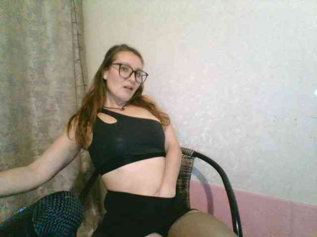 Yuliya333 webcam