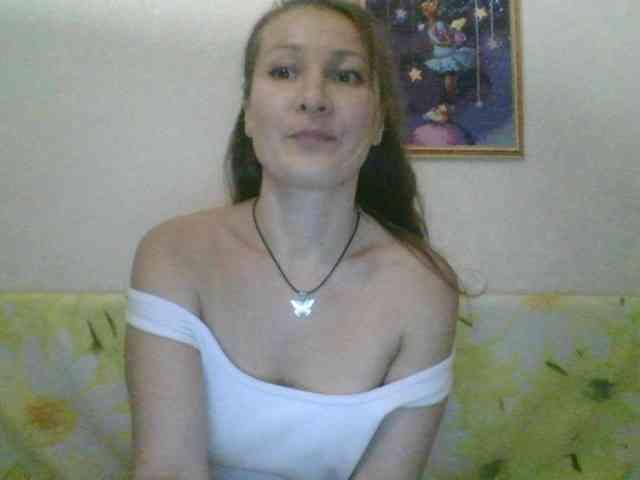 Yuliya333 webcam