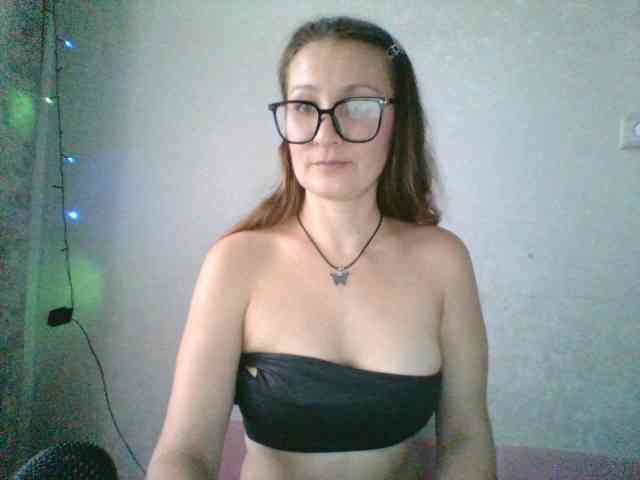 Yuliya333 webcam