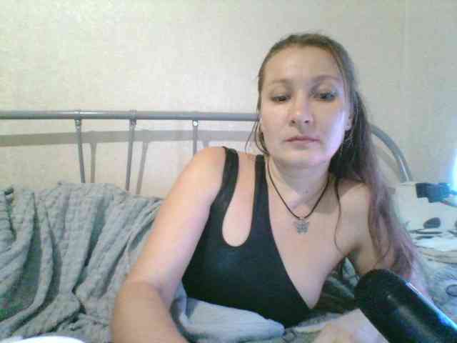 Yuliya333 webcam
