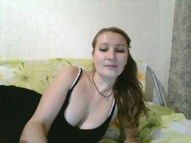 Yuliya333 webcam
