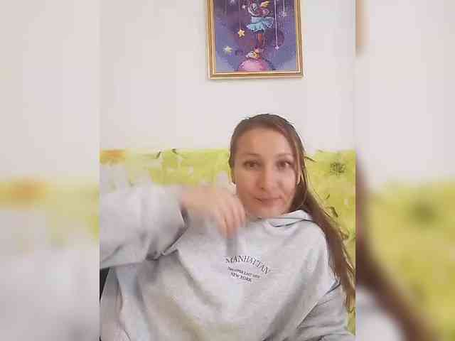 Yuliya333 webcam