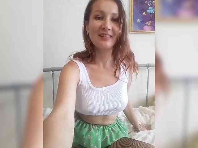 Yuliya333 webcam