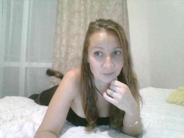 Yuliya333 webcam