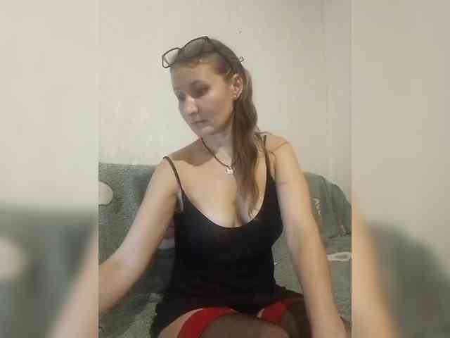 Yuliya333 webcam