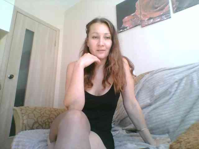 Yuliya333 webcam