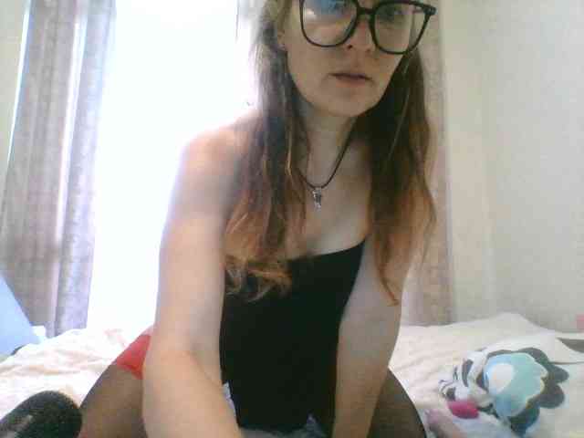 Yuliya333 webcam