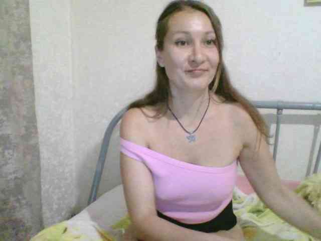 Yuliya333 webcam