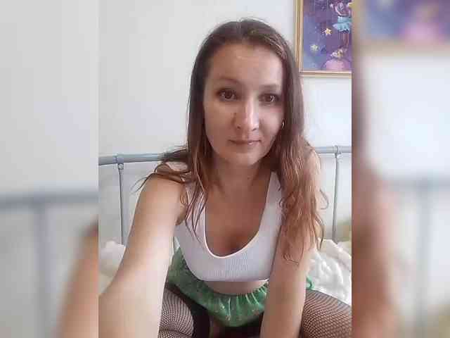 Yuliya333 webcam