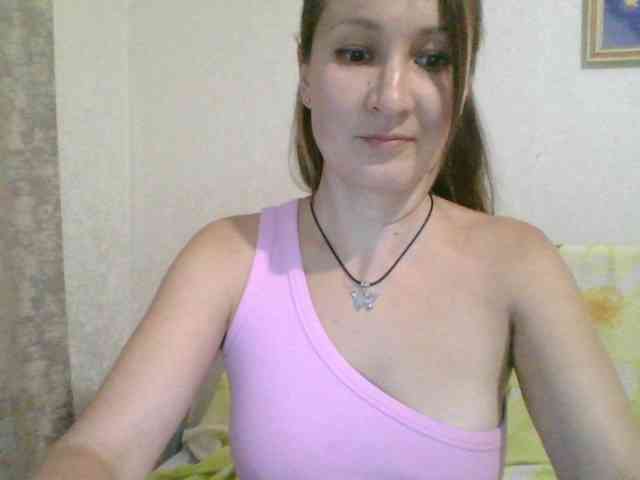 Yuliya333 webcam