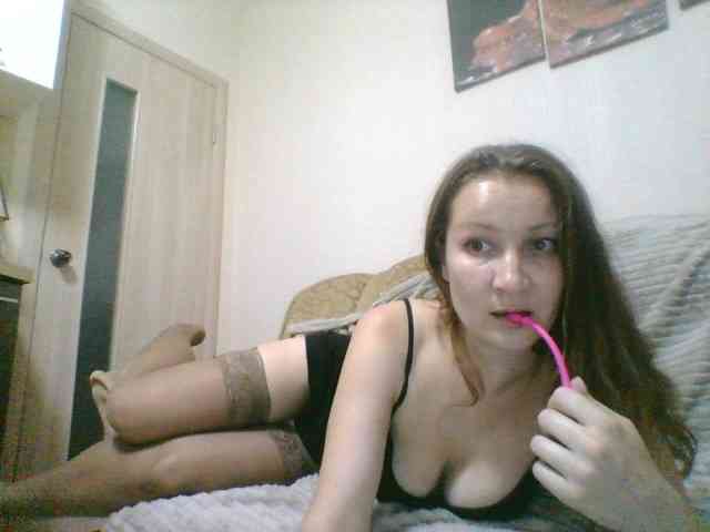 Yuliya333 webcam