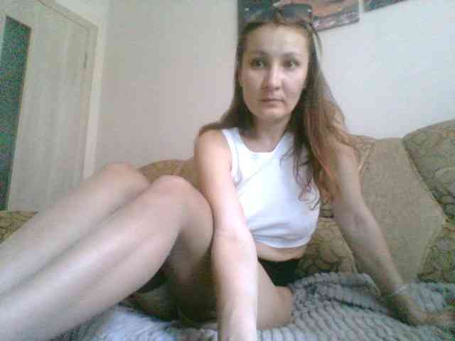 Yuliya333 webcam