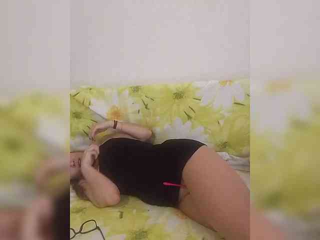 Yuliya333 webcam