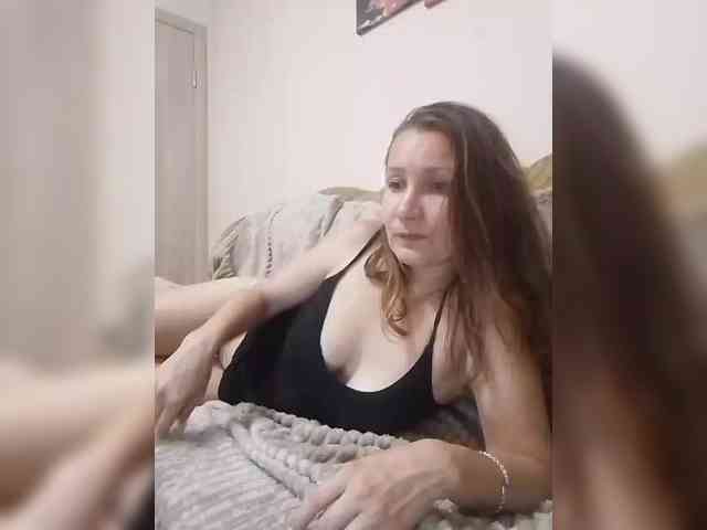 Yuliya333 webcam
