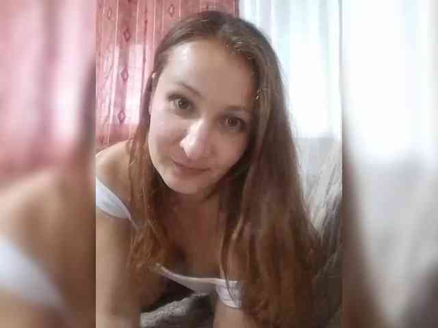 Yuliya333 webcam