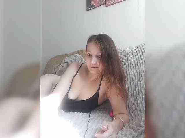Yuliya333 webcam