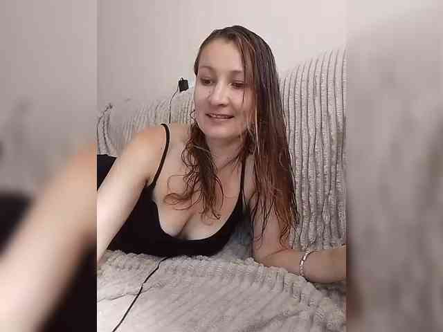 Yuliya333 webcam