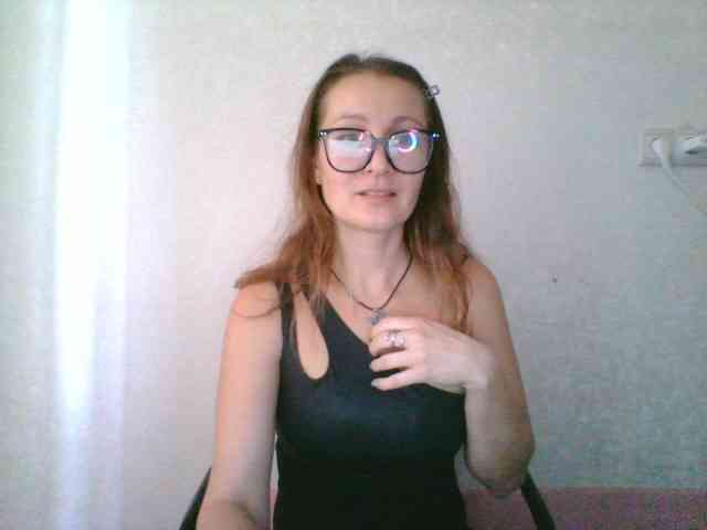 Yuliya333 webcam
