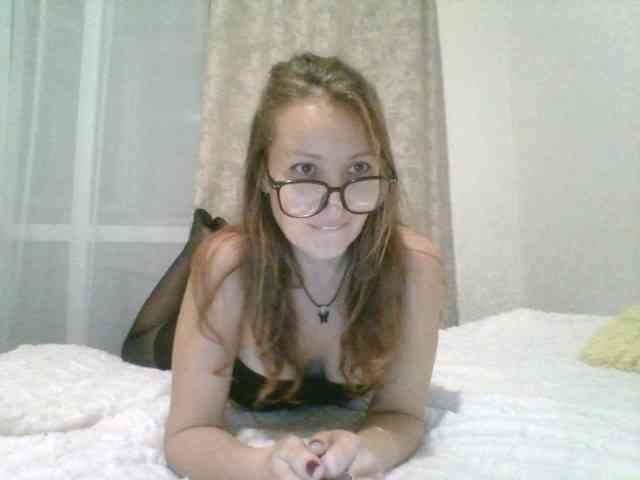 Yuliya333 webcam