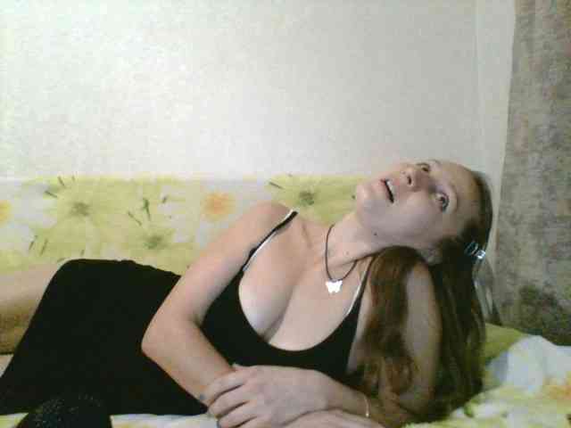 Yuliya333 webcam