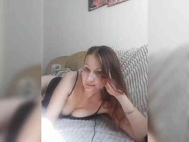 Yuliya333 webcam