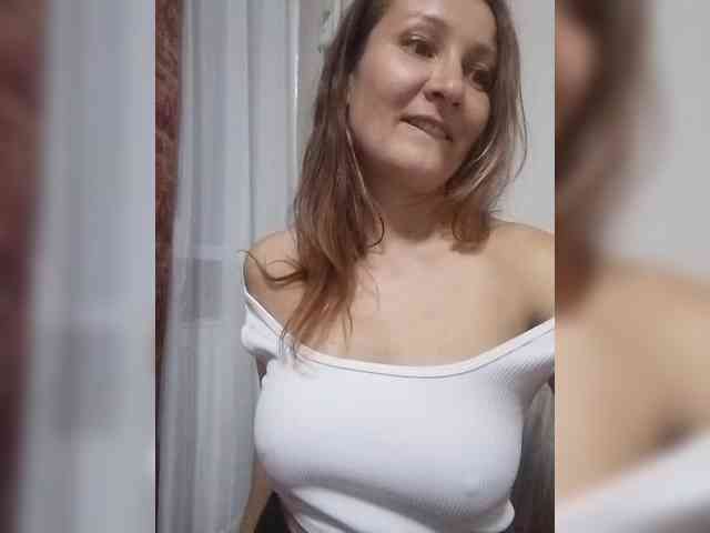 Yulia777 Live Webcam on BongaCams