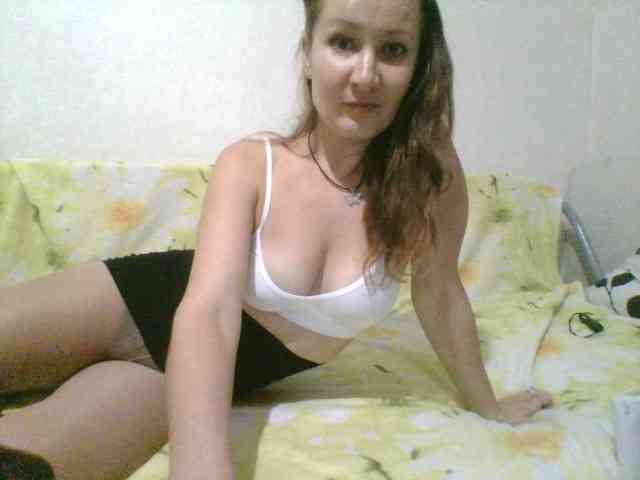 Yuliya333 webcam