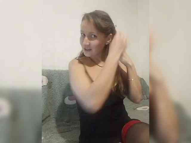 Yuliya333 webcam
