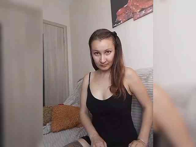 Yuliya333 webcam