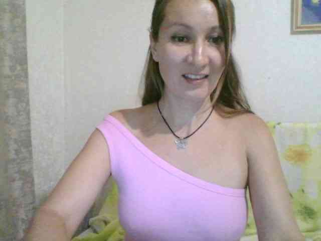 Yuliya333 webcam