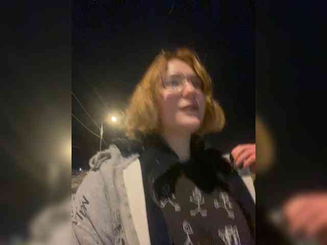 Alexandra-113 webcam