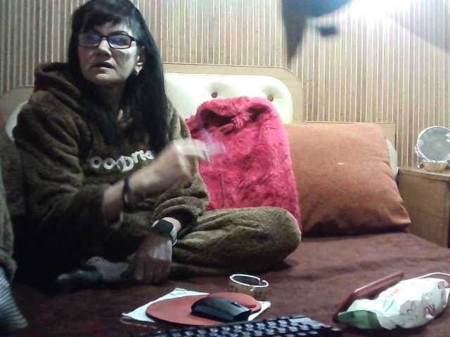 AlanaXDream's BongaCams show and profile