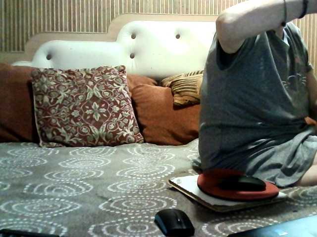 AlanaXDream's BongaCams show and profile