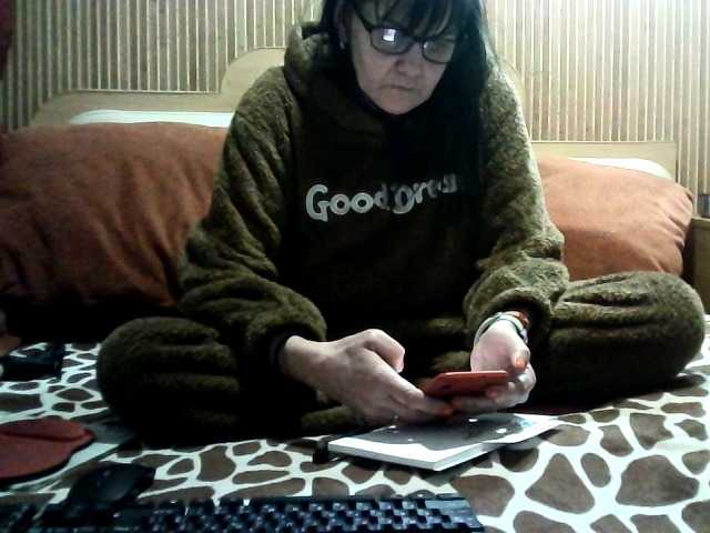 AlanaXDream's BongaCams show and profile