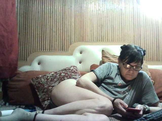 AlanaXDream's BongaCams show and profile