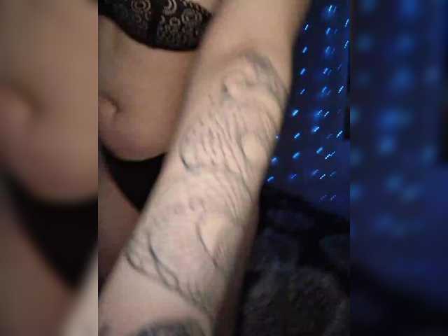 go to chat with -Molly