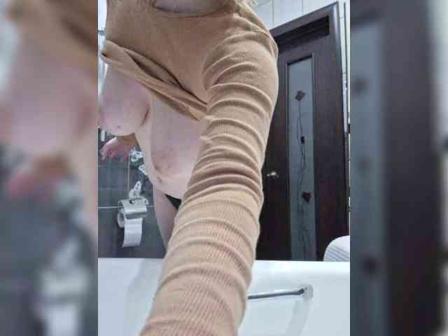 -Molly webcam