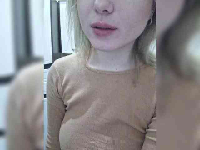 -Molly webcam