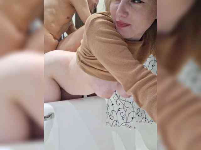 -Molly webcam