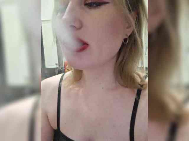 -Molly webcam