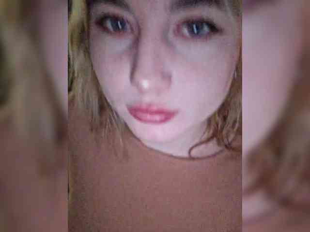 -Molly webcam