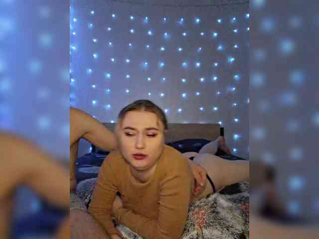 -Molly webcam
