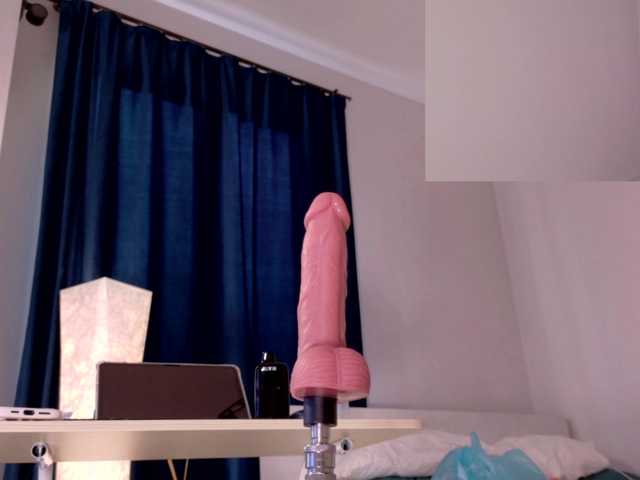 Mishel-Blessing's BongaCams show and profile